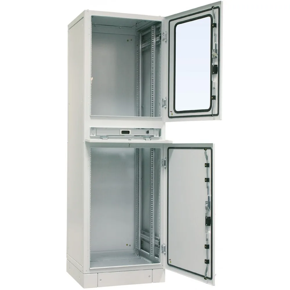 ZPAS SZE2 PC geöffnet – getrennte Kammern für Monitor und PC